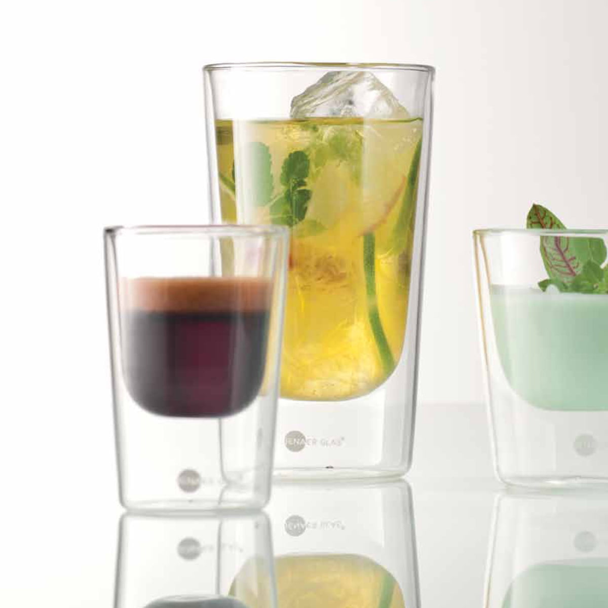 Jenaer-Glas-Hot-n-Cool-Tee-Set-Situation-1